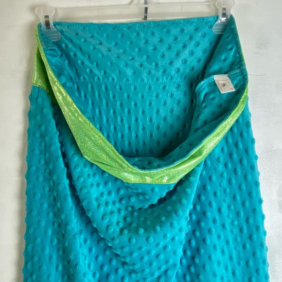 Mermaid tail costume/ blanket - Picture 3 of 5